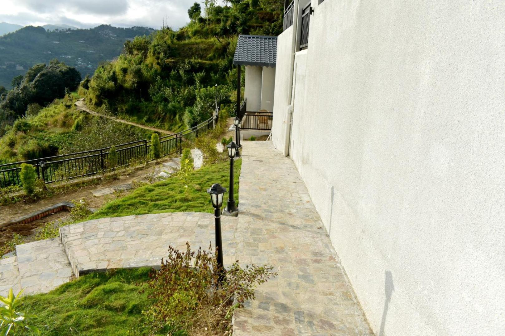 Rega Manivedya The Jungle Trail Resort Mukteshwar Εξωτερικό φωτογραφία