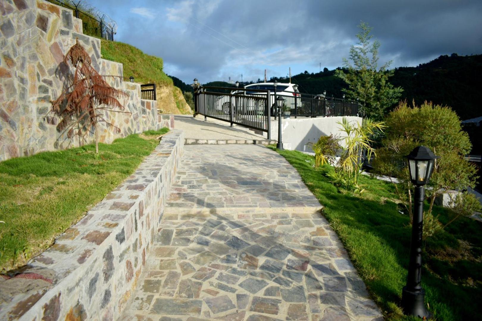 Rega Manivedya The Jungle Trail Resort Mukteshwar Εξωτερικό φωτογραφία