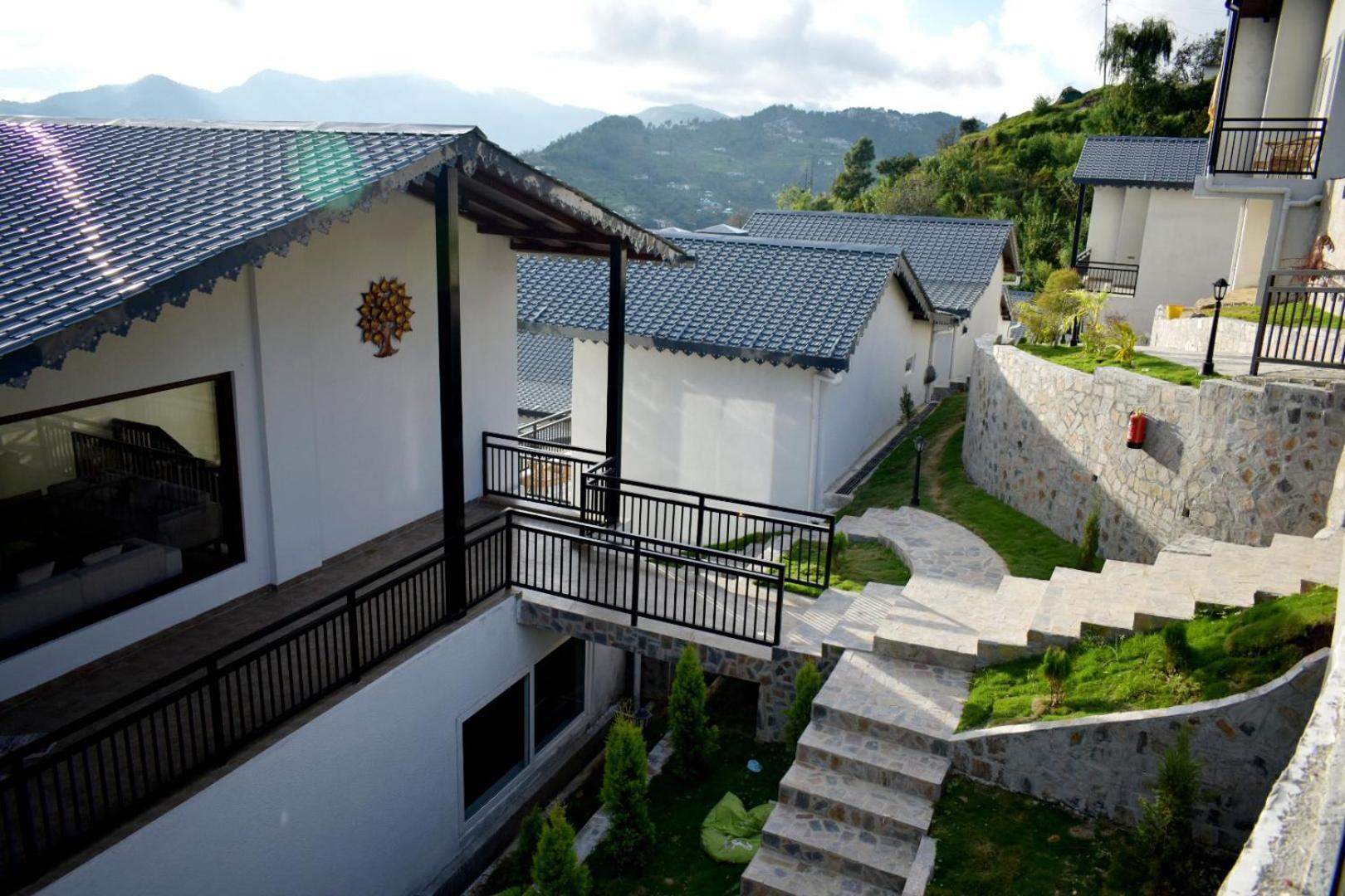 Rega Manivedya The Jungle Trail Resort Mukteshwar Εξωτερικό φωτογραφία